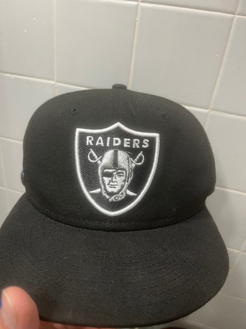 New Era limited edition Oakland Raiders Super Bowl cap hat
